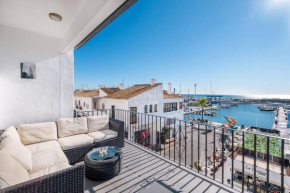 Puerto Banus Front Line 2 bedroom apartment